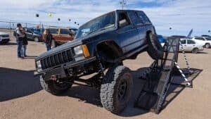 pxl 20230128 201743253